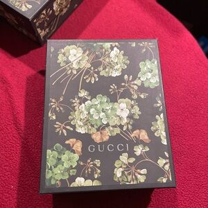 Gucci Floral high top sneakers, authentic!